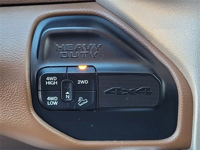 2019 RAM 2500 Laramie Crew Cab 4x4 6'4" Box