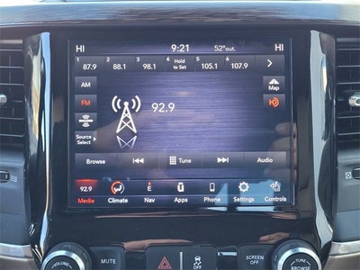 2019 RAM 2500 Laramie Crew Cab 4x4 6'4" Box