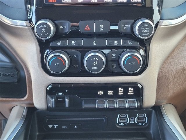 2019 RAM 2500 Laramie Crew Cab 4x4 6'4" Box