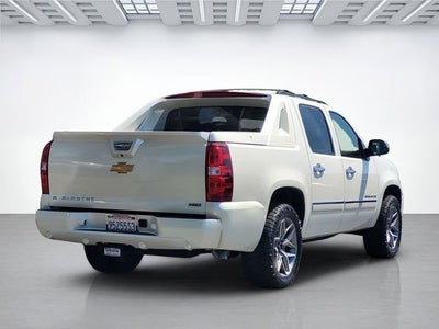2012 Chevrolet Avalanche LTZ