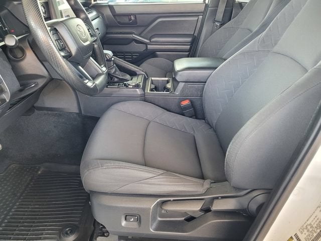 2024 Toyota Tacoma 4WD SR5