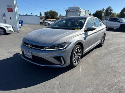 2025 Volkswagen Jetta SE
