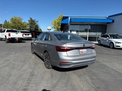 2025 Volkswagen Jetta SE