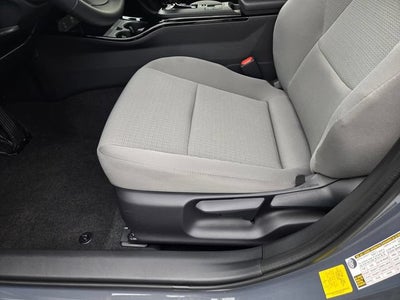 2025 Toyota Prius LE