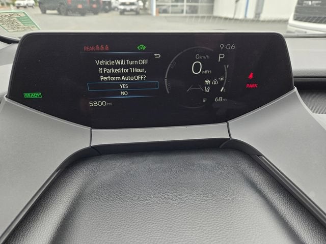 2025 Toyota Prius LE