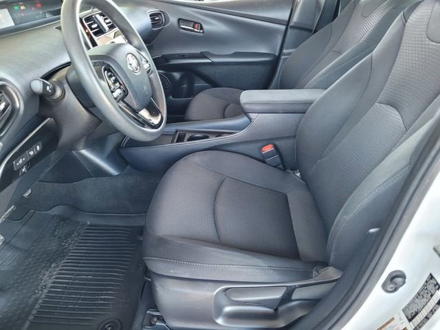 2022 Toyota Prius L Eco