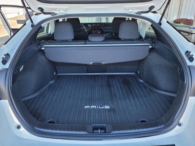 2022 Toyota Prius L Eco