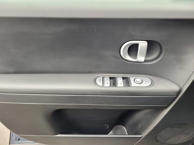 2024 Hyundai IONIQ 5 SE