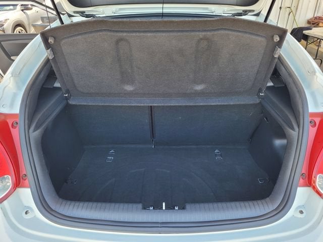 2013 Hyundai Veloster w/Gray Int