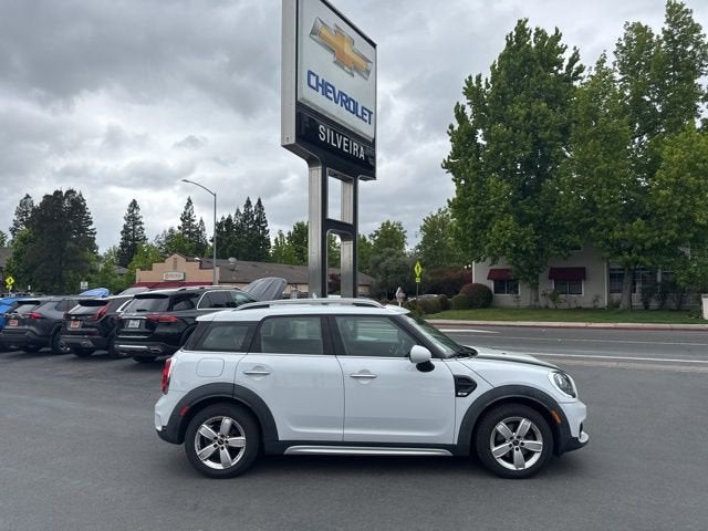 2019 MINI Countryman Cooper ALL4 Signature's photo