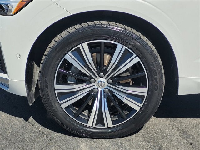 2022 Volvo XC60 B6 Inscription