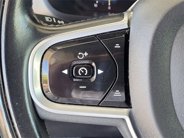 2022 Volvo XC60 B6 Inscription