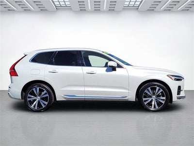 2022 Volvo XC60 B6 Inscription